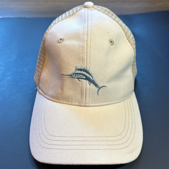 Tommy Bahama ladies mesh strap back truckers hat - Picture 2 of 10